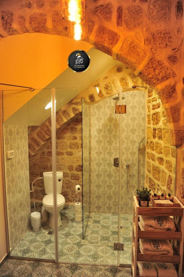 Salah Aldin House Hotel Acre Exterior photo